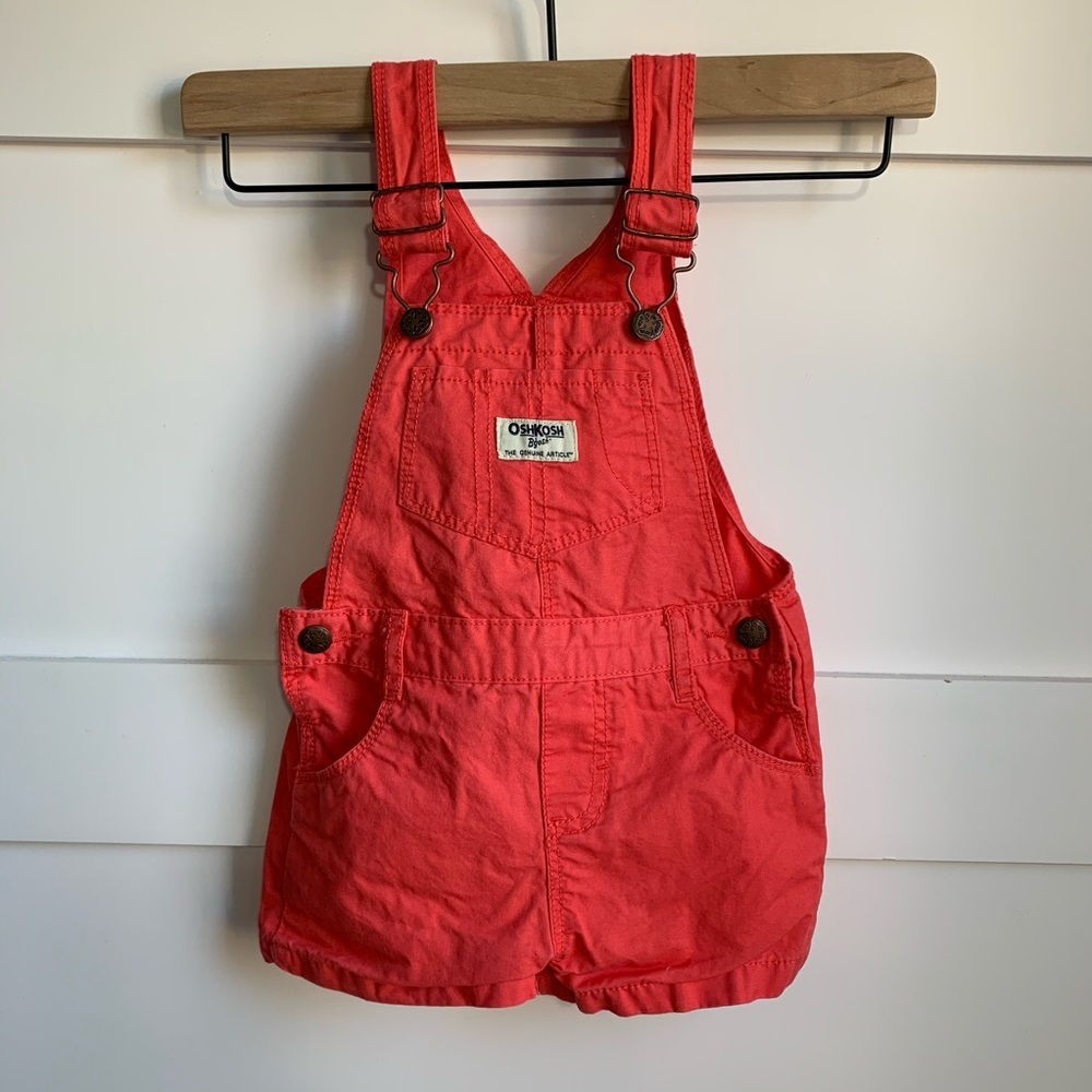 OSHKOSH | Coral Shortie Shorts Overalls size 18mo
